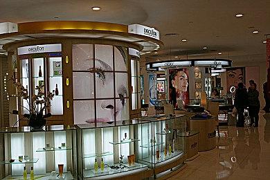 《原神》恰斯卡角色PV——「爱与和平」